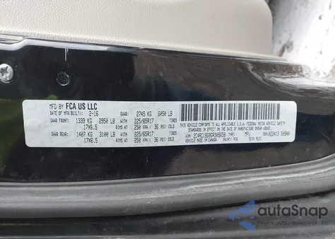 2016 Chrysler Town & Country Touring z USA, uszkodzony, nr VIN 2C4RC1BG9GR305656